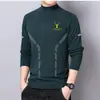 Nova camisa base masculina de outono e inverno, modelagem solta, gola semi-alta, camiseta preta da moda de manga longa com gola média-alta