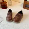 Sapatos de Couro Estilo Academia para Meninos com Solas Macias, Sapatos Brogue Elegantes para Crianças, Mocassins Modernos para Meninas, Sapatos Individuais para Bebês e Crianças Pequenas