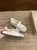 Zapatillas de entrenamiento alemanas de cuero genuino con aumento de altura interior, zapatos rosas para niñas, estilo fino de otoño 2026, adecuados para combinar con faldas, zapatillas deportivas blancas casuales