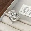 Moda Retro Europea y Americana Diseño Elegante de Nicho Anillo Abierto con Lazo Joyería de Mano de Lujo Accesible de Gama Alta para Mujeres