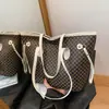 Bolsa Tote de Mão/Ombro Feminina Casual Retro Estampada Simples Fashionável de Grande Capacidade, Novo Estilo Primavera 2026 para Mulheres