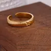 Anel com Pérolas Estilo Xiaohongshu, Elegante e Luxuoso, Único e Exquisito, Sensação de Alto Padrão, Anel Versátil e Estiloso para Mulheres