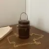Bolsa de ombro tipo balde espelhado versão coreana 2026, bolsa balde redonda pequena espelhada da moda, bolsa de mão estilosa, bolsa de ombro e transversal