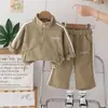 Conjunto Esportivo Novo Feliz de Primavera e Outono com Gola Alta e Manga Longa Moletom Calça de Algodão Conjunto de Duas Peças para Meninos Fabricante Original Atacado