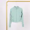 Chamarra Corta Lulu Df Estampada con Cuello Alto y Etiqueta, En Stock Envío Directo, Chamarra Elástica con Cremallera Dorada, Ropa para Fitness Yoga
