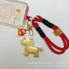 2026 Ano do Cavalo Folha de Ouro Imitação Chaveiro da Riqueza Instantânea Desenho Animado Zodíaco Pônei Acessório Ornamento Presente de Ano Novo Item Quente