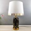 Lâmpada de Mesa Pós-Moderna Americana de Luxo Leve Decoração de Quarto Luminária de Cabeceira Criativa Europeia Simples Quente Casamento Cerâmica Sala de Estar