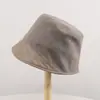 Chapéu de pescador novo simples com retalhos listrados de outono e inverno coreano para mulheres, moderno e versátil, chapéu bucket de viagem estilo irregular