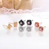Pendientes Pequeños Fragantes Serie Rosa Cao Shi, Exquisito Diseño de Flor, Estilo de Moda y Dulce, Pendientes Elegantes Versátiles