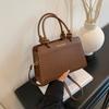 Bolso Cruzado de Mano Informal Estilo Coreano 2026 Verano Nuevo Moda Tendencia y Elegante Texturizado Patchwork Diseño de Nicho Bolso Silla