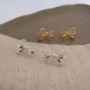 Precio Especial Remate Pendientes Estilo Coreano Bañados en Oro Real Circonita Metal Estilo Perla Sencillos Versátiles Venta al por Mayor Puesto Callejero Adornos para Oreja Mujeres