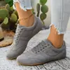 Comércio Exterior Tamanho Grande 2026 Outono Novo Estilo Europeu e Americano Sapatos Femininos Leves Confortáveis Sola Plana Casuais Mocassins Versáteis com Cadarço Feminino