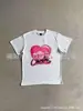 2026 Nueva Camiseta Casual Trendy Americana Retro de Manga Corta con Cuello Redondo, Estampada en Blanco y Negro Bicolor Clásico Supreme