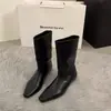 Botas de montaria quadradas retrô com salto anabela afunilado e perna larga para mulheres, nova coleção outono/inverno 2026, botas de cano médio simples e versáteis estilo francês