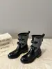 Ropa de Trabajo Nuevo Estilo 2026 Botines Hebilla Botas Martin Mujer Retazos Cuero Retro Correa Versátil Estilo Británico Adelgazante Otoño Invierno