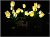 Lámpara de flor artificial solar impermeable para exteriores transfronteriza, 4 cabezas de tulipán, luz de paisaje, lámpara de suelo decorativa para césped y jardín