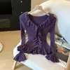 Suéter de Punto Base con Cuello en V Lateral Estilo Coreano para Mujer Otoño/Invierno Nuevo Ajustado que Realza el Temperamento Top de Manga de Campana