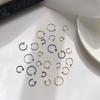 Pendientes Pequeños de Aro con Cierre de Mariposa de Plata S925 Seleccionados Cuidadosamente para Mujer, Pendientes de Amistad Simples y Versátiles, Ganchos Curvos Mini de Moda