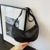 Bolso Grande de Mujer Vintage 2024 Nuevo Diseño Casual de Nicho Bolso Cruzado de Cuerno Versátil Bolso Dumpling para Viajes Diarios