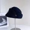 Moda de Malla de Lana Sombrero de Equitación para Mujer, Invierno Elegante Versátil con Estilo Gorra de Periodista, Cálido y Resistente al Frío