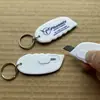 Llavero de Navaja Portátil de Material ABS, Llavero de Navaja de Mano, Mini Navaja de Empuje Conveniente