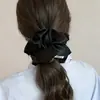Scrunchie de Cetim Extra Grande para Mulheres com Toque de Luxo, Novo Estilo 2025 Coqueador de Cabelo, Faixa de Cabelo, Acessório de Cabelo