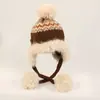 Gorro Lei Feng Engrosado y de Terciopelo Cálido para Niños y Niñas Estilo Étnico Tejido Otoño e Invierno 2025 Gorro para Viajes al Noreste Viento y Nieve