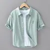 Camisa informal de algodón a rayas de verano para hombre, holgada, elegante, artística, juvenil, de manga corta, moderna para hombre