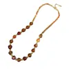 Collar Original de Ágata Roja Maillard con Cuentas, Nueva Cadena de Clavícula de Nicho, Lujo Ligero, Sensación de Alta Gama, Accesorio de Cadena para el Cuello Versátil