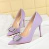 3265-K71 Moda Elegante Tacones Altos Zapatos de Tacón de Aguja con Pedrería y Hebilla Cuadrada de Boca Baja para Mujer Zapatos de Punta de Gama Alta para Mujer