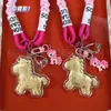 Novo produto: Pingente Chaveiro Atrai Dinheiro, Amuleto da Sorte do Ano do Cavalo, Pequeno Presente Prático para Irmãs e Amigas