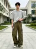 Pantalones cargo de punto con bolsillo de cinta empalmada para hombre, nuevo estilo de otoño con un diseño interior curvo, pantalones casuales holgados para mujer