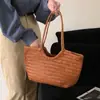 Bolso de Mano Tejido de Piel de Vaca 2025 Nuevo Nicho Bolso Cesta de Verduras Curvada Gran Capacidad Bolso de Hombro de Piel Genuina