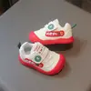Zapatos para caminar de bebé para niños y niñas 2026 nuevo modelo de otoño zapatos funcionales para niños pequeños con suelas blandas y características antideslizantes para bebés y niños pequeños
