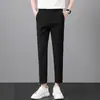 Pantalones ligeros de verano para hombre, pantalones de nueve puntos, pantalones casuales de alta gama, pantalones de vestir rectos de corte slim