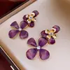 Pendientes Vintage de Plata con Forma de Rombo y Gota de Aceite Estilo Palacio Retro Exquisitos Pendientes de Botón Lujo Ligero Pendientes de Gama Alta