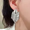 Pendientes de Plata Electrochapada en Oro Real de 18K con Aguja de Plata, Pendientes de Lujo Ligero con Borla de Rombos y Acabado Metálico, Pendientes Sencillos y de Alta Gama