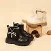 Botas Estilo Martin para Niñas 2025 Otoño/Invierno Nuevo Estilo Forradas de Felpa Cálidas Botines Cortos para Niños Elegantes Zapatos de Princesa Botas de Suela Suave para Niñas