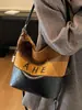 Bolsa Grande de Bordado com Pedras Estilo Retrô para Mulheres 2025 Nova Moda Bolsa de Ombro para o Dia a Dia Bolsa Tote Estilo Balde