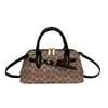 Bolsa casual com estampa vintage, bolsa de mão versátil de moda luxuosa leve, bolsa Kelly com letras, bolsa de ombro feminina, bolsa transversal texturizada de nicho