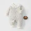 Mameluco fino de algodón para recién nacido de 40 g, estilo otoño/invierno, ropa de bebé Clase A, diseño sin costuras, adecuado para salidas de primavera, otoño e invierno