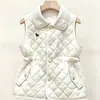 Colección nueva Otoño/Invierno 2026: chal de algodón acolchado elegante con cuello de muñeca y cintura entallada, una opción de prenda exterior a la moda