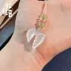 Directamente del fabricante: Collar con Colgante de Ágata Blanca Calcedonia Tipo Hielo, Hebilla de Paz Buda Guanyin Maitreya, Amuleto con Forma de Hoja al por Mayor