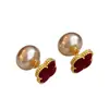Aretes de Perlas Red Velvet de Año Nuevo para Mujer, Nuevo Estilo Popular 2026, Lujo Ligero con un Toque Único de Alta Gama
