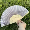 Leque Dobrável Estilo Antigo Transfronteiriço para o Verão, Estilo Chinês, Hanfu, Cheongsam, Leque Pequeno Dobrável de Bambu Portátil para Mulheres