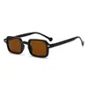 Gafas de sol cuadradas retro para mujer, Nuevas gafas de sol de moda transfronterizas, Moda europea y americana, Gafas de sol de montura pequeña con remaches