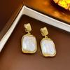 Pendientes de Borla de Perlas Carta de Amor Antigua Media Aguja Plata Nicho Aretes de Alta Gama Retro Lujo Ligero Accesorios para Orejas Venta al por Mayor Mujeres