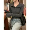 Camiseta base de punto con cuello polo combinada con una camiseta de manga larga para mujer, nuevo top de ajuste slim de alta gama para primavera/otoño 2025 con diseño de hombro estructurado