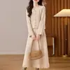 [Hengjia Jhc] Cardigã de Tricô Longo com Gola V Fashion Casual de Pequena Fragrância de Alta Qualidade para Mulheres Outono e Inverno Novo