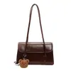 Bolsa Vintage Feminina de Grande Capacidade com Alça de Ombro 2024 Nova Casual Versátil Bolsa de Axila Bolsa de Trabalho de Alta Qualidade